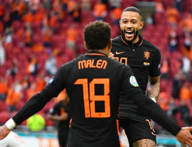 次关键扑救 次关键扑救